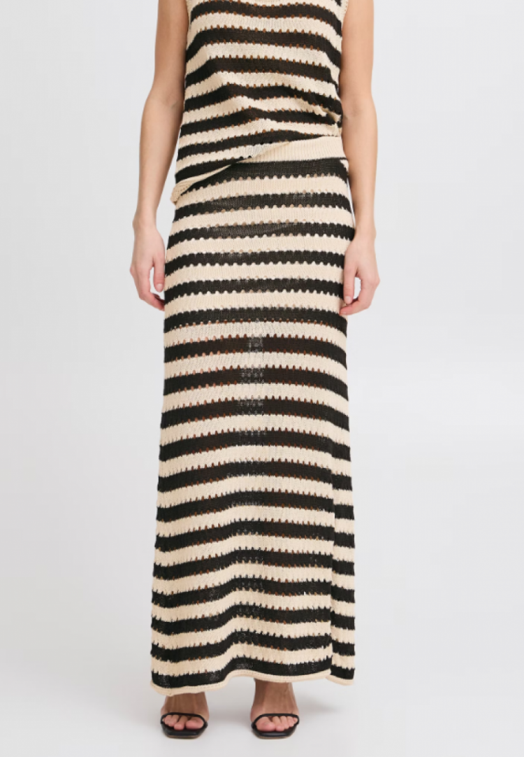  BLACK/ALMOND ST