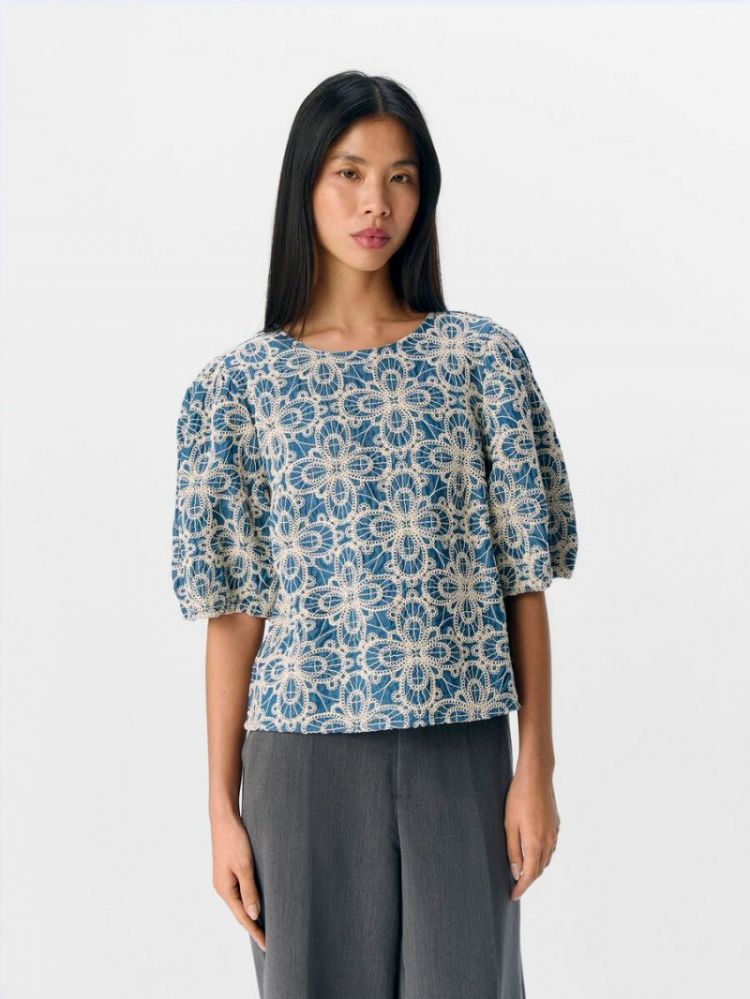  MEDIUM BLUE