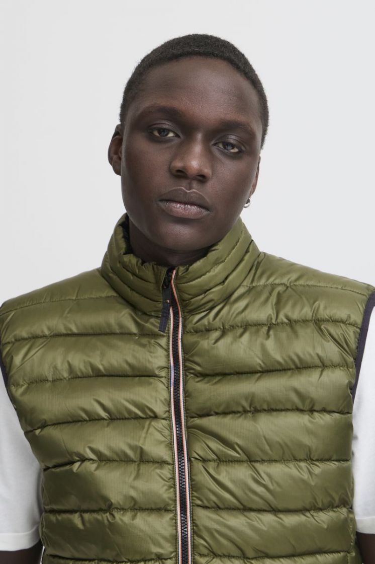  OLIVE/BLACK
