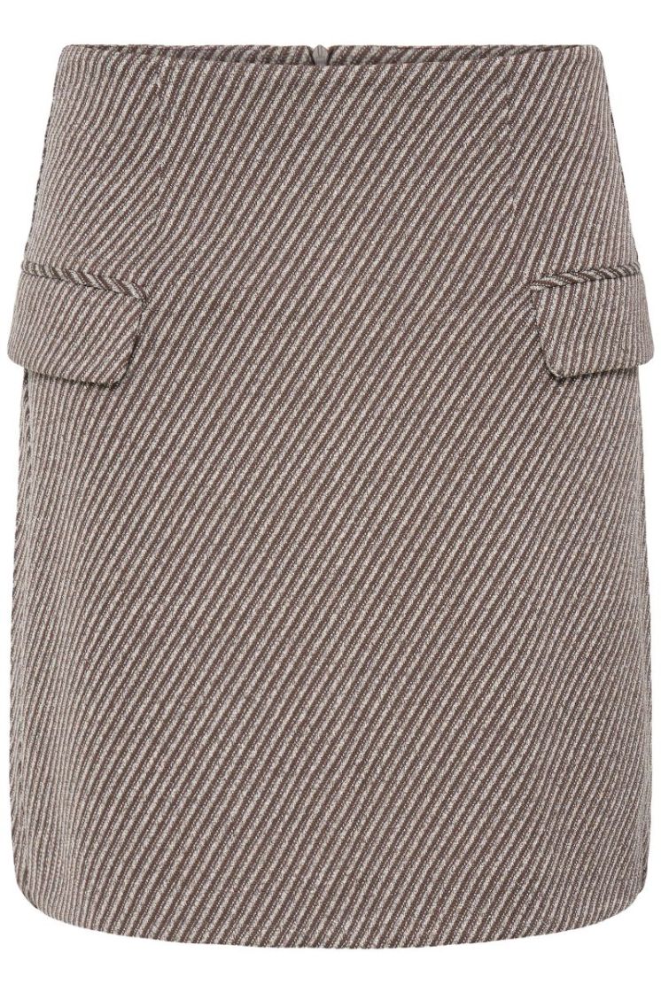 900009668 BROWN