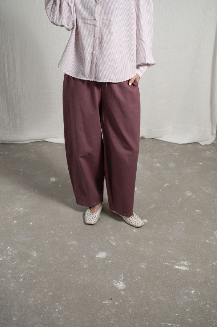  ROSE BROWN