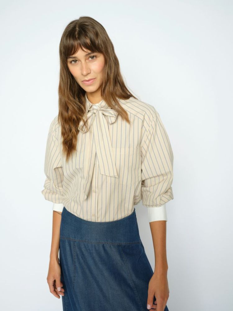  128 OXF TAN