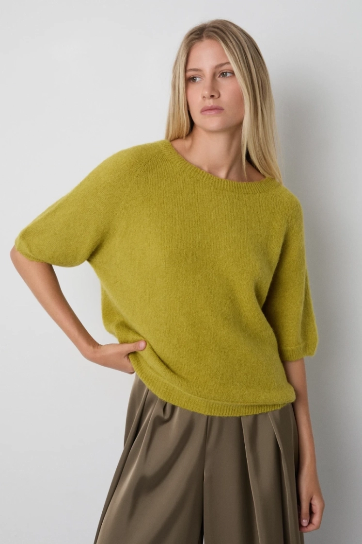 OLIVE GREEN